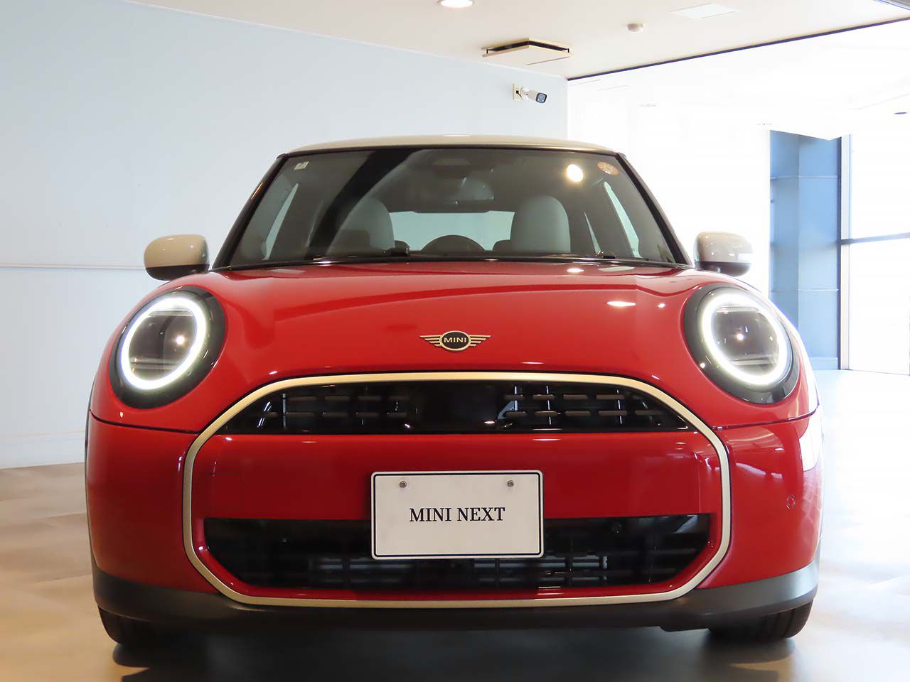 F66 MINI Cooper C 3Dr