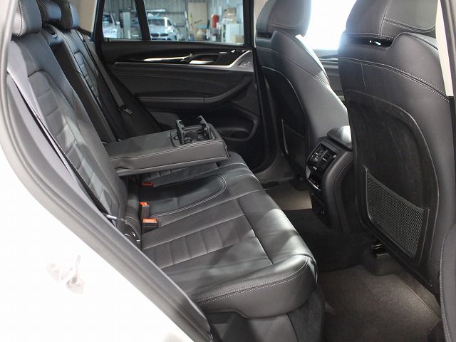 X3 20D