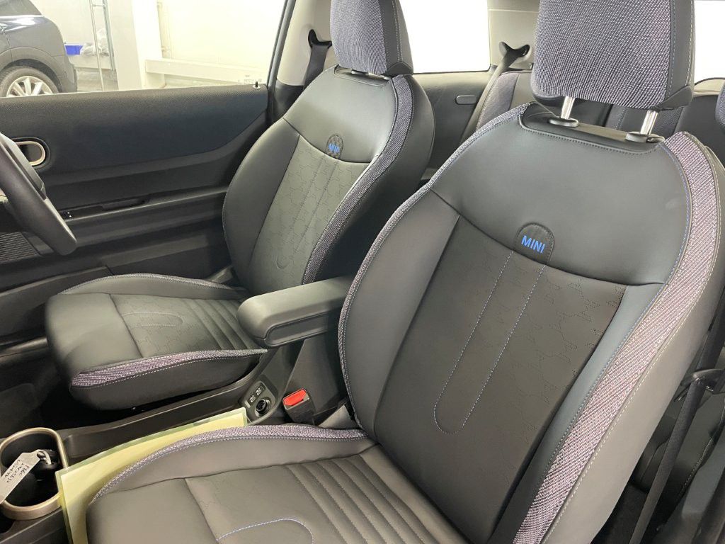 F66 MINI Cooper C 3Dr