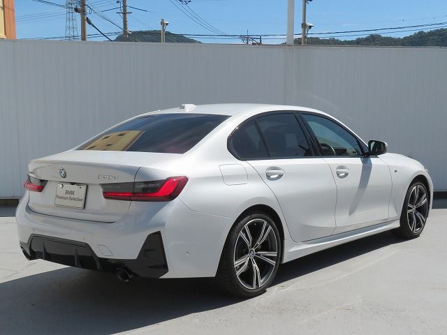 320d xDrive Berline RHD