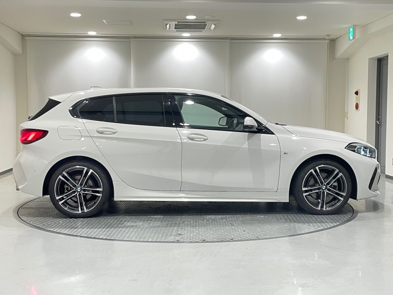 F40 118d Sports Hatch 5-door B47 2.0d
