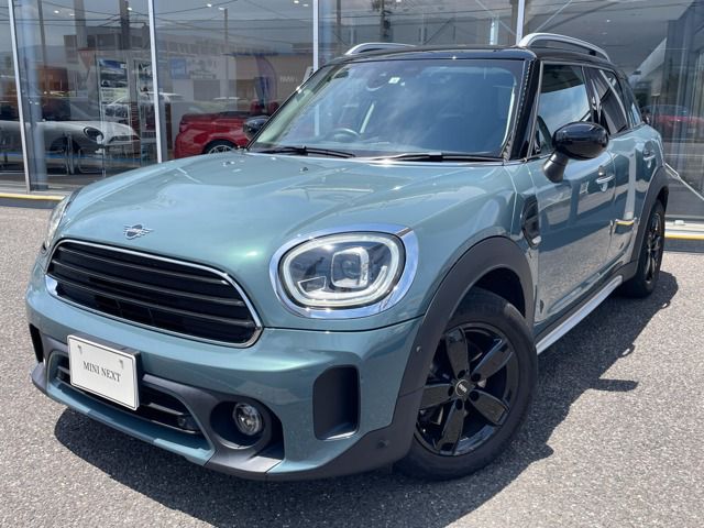 MINI COOPER D CROSSOVER.