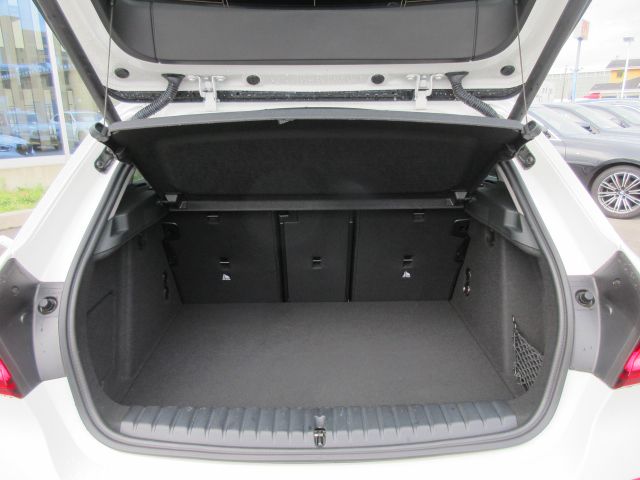F40 118d Sports Hatch 5-door B47 2.0d