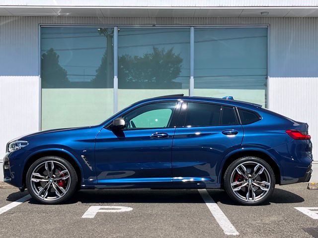 X4 M40i RHD