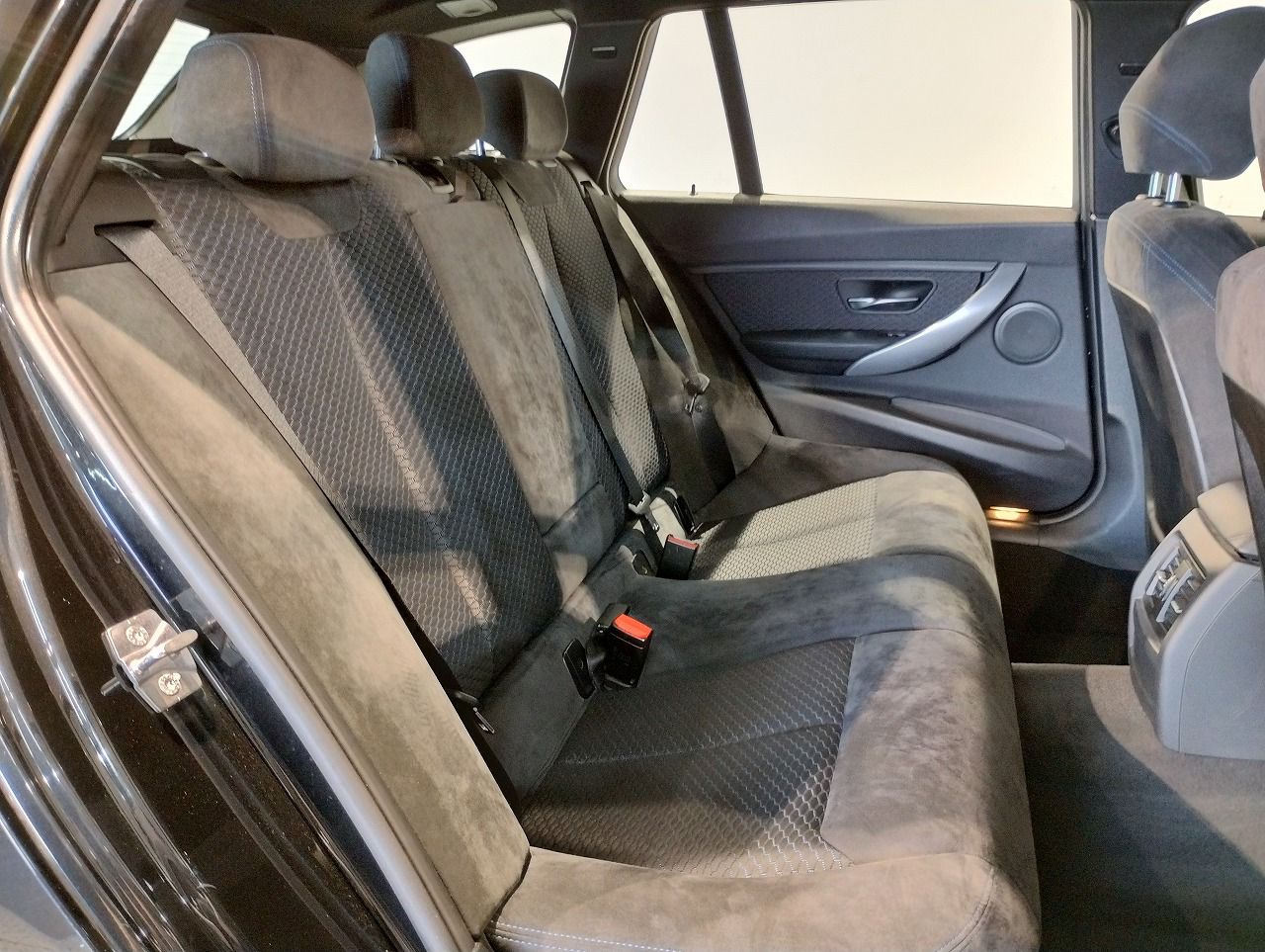 320D BLUEPERFORMANCE TOURING RHD
