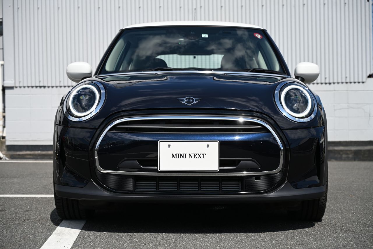 MINI Cooper F56 RHD