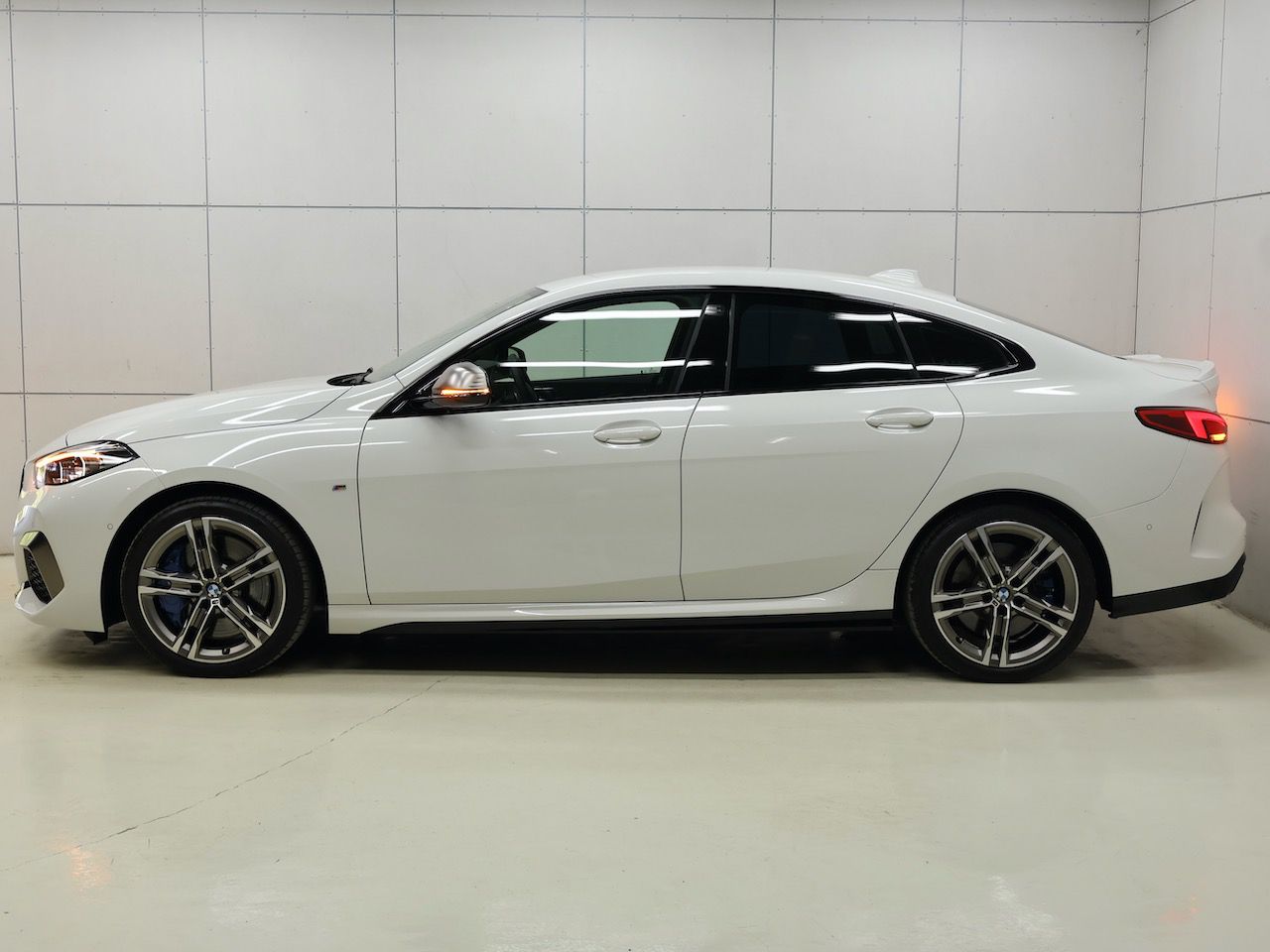 F4* **35i xDrive **** ***** B48 2.0i