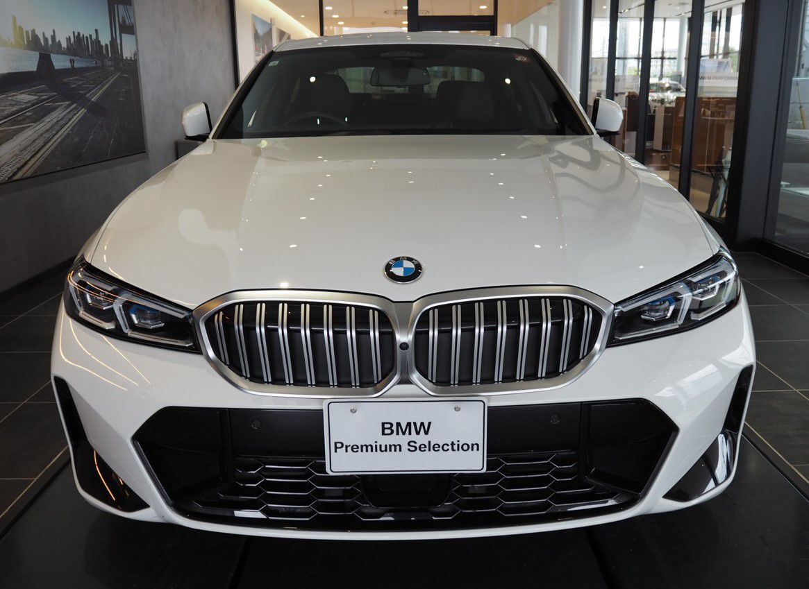 320d xDrive Berline RHD