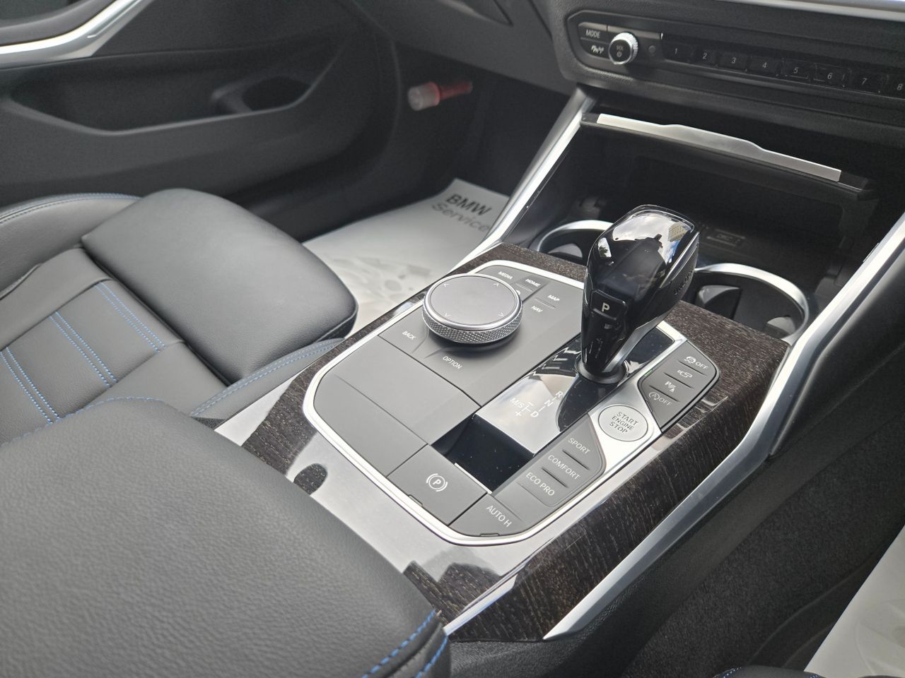 G20 320d xDrive RHD Saloon