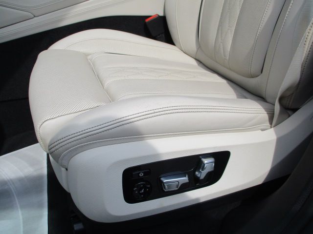 X* xDrive30d RHD