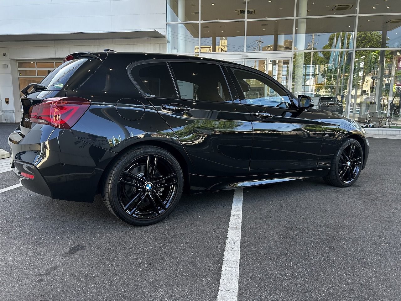 118D 5DOOR RHD