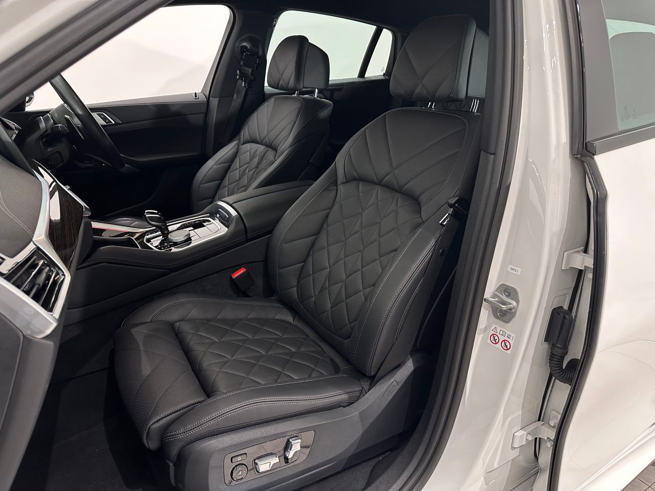 X6 xDrive30d RHD
