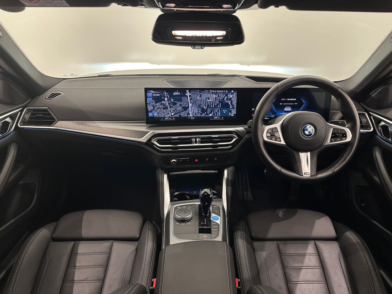 G26 i4 eDrive40 RHD