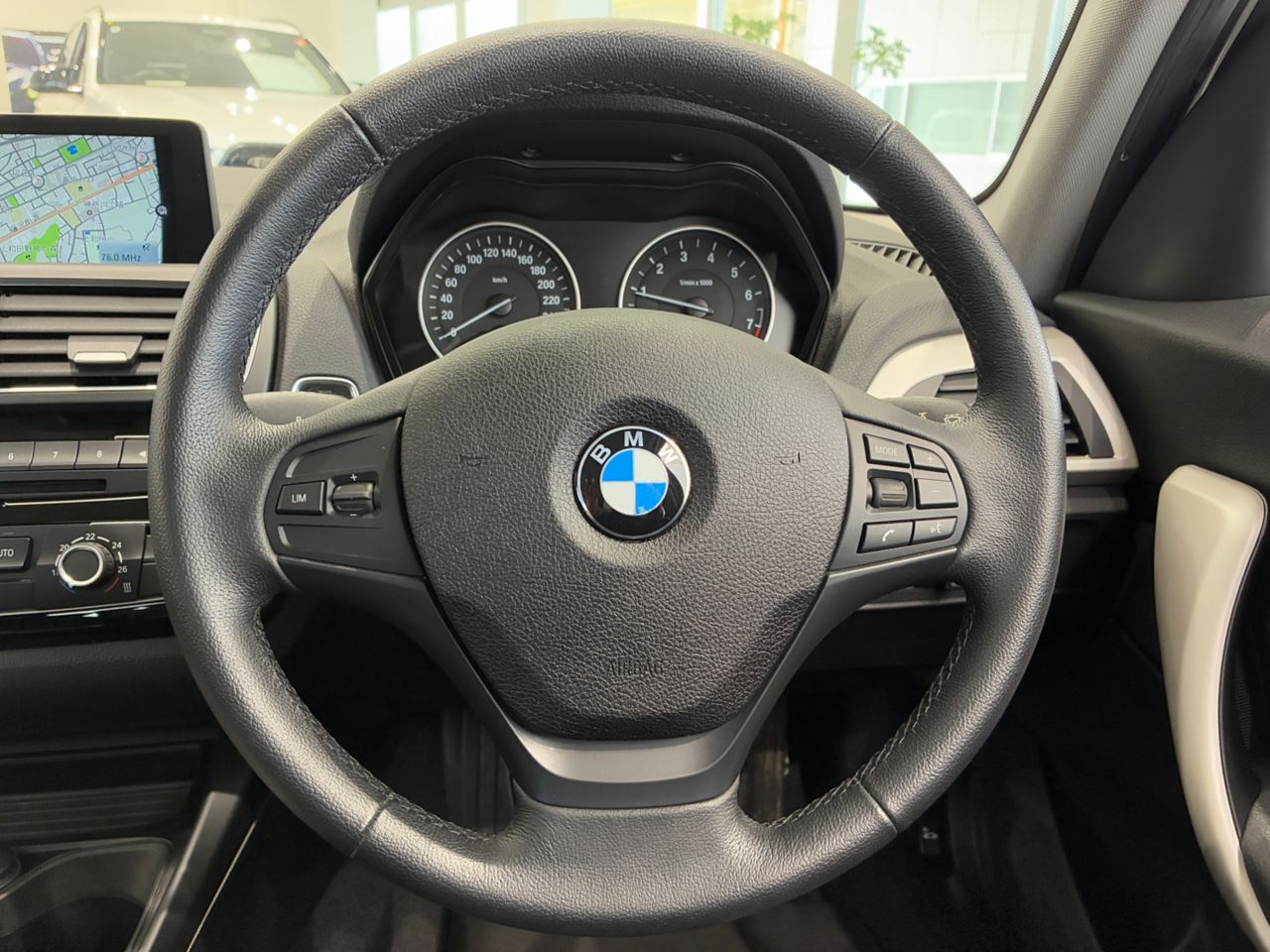 118 5DOOR RHD