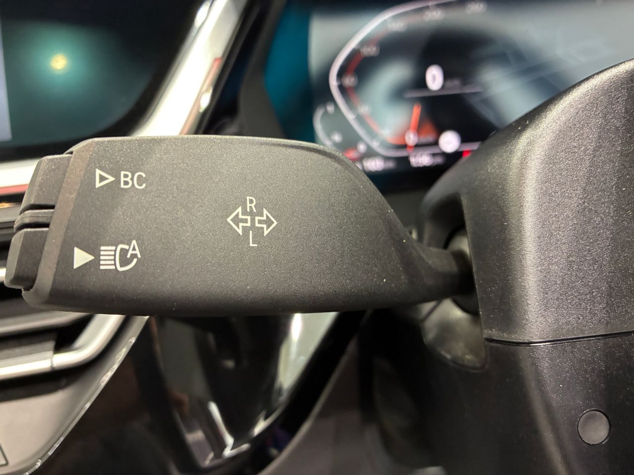 G29 z4 sDrive20i RHD