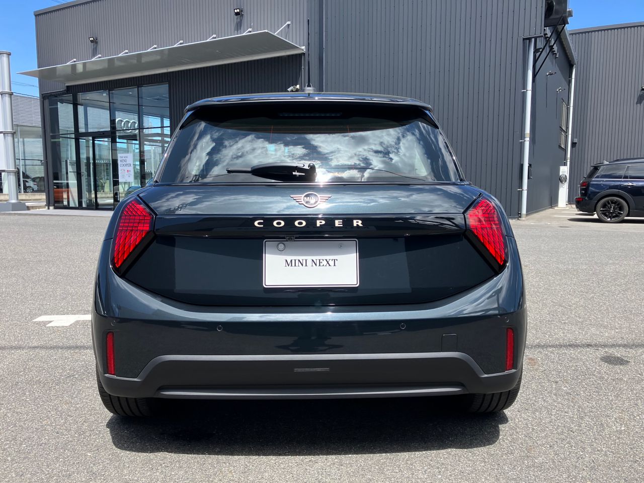 F66 MINI Cooper C 3Dr