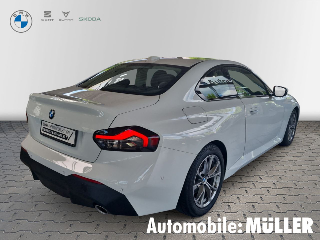 BMW 218