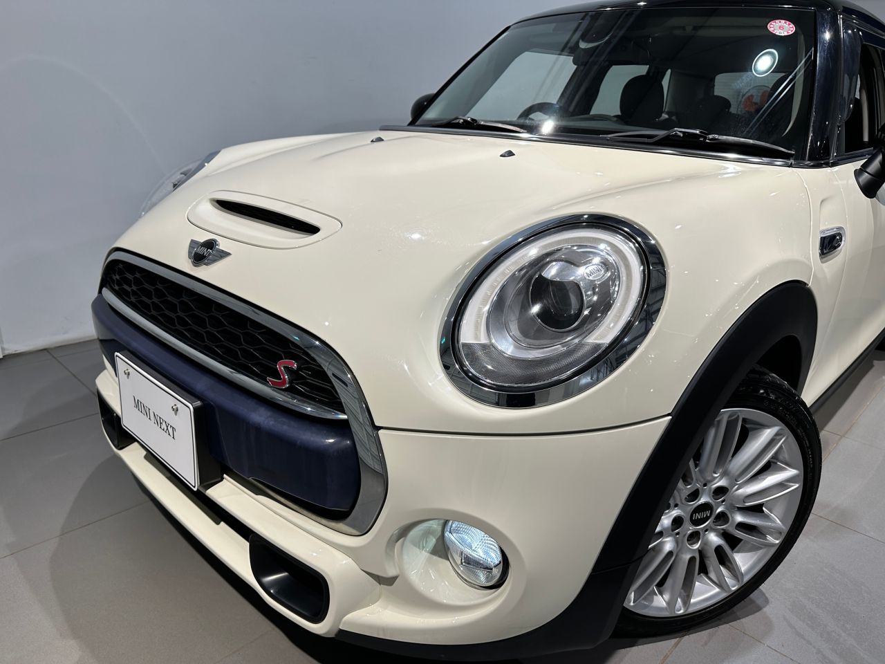 F55 COOPER S D(AT)