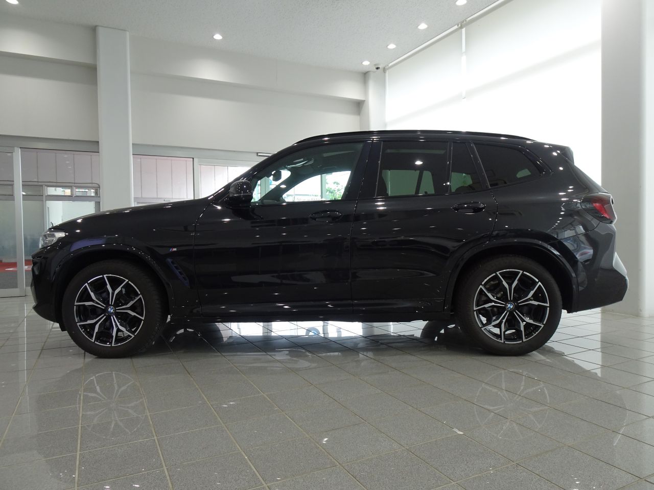 G01 X3 xDrive20d RHD US LCI