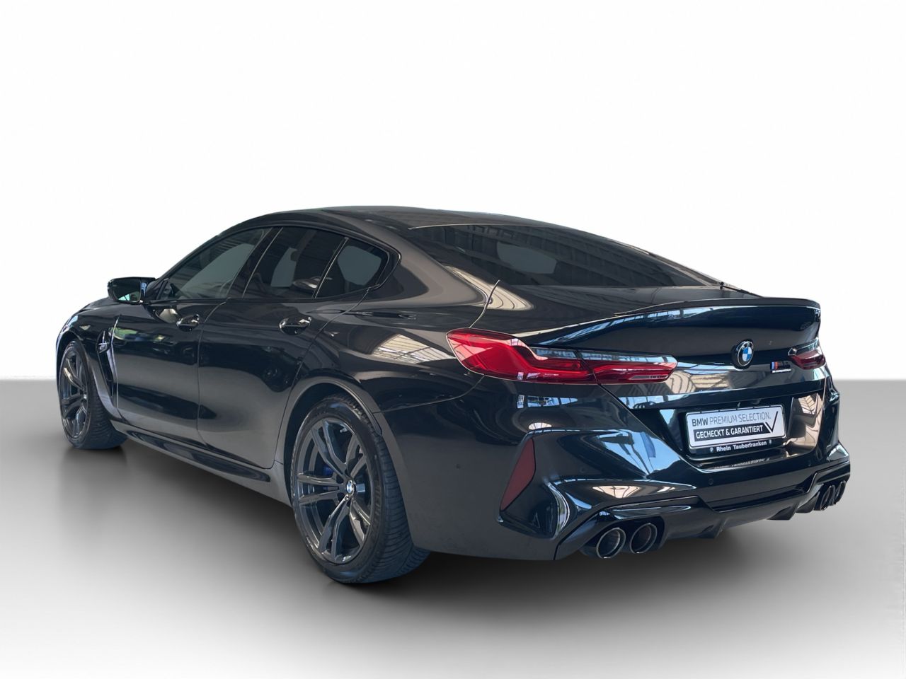 BMW M8