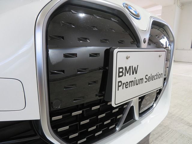 G26 i4 eDrive40 RHD
