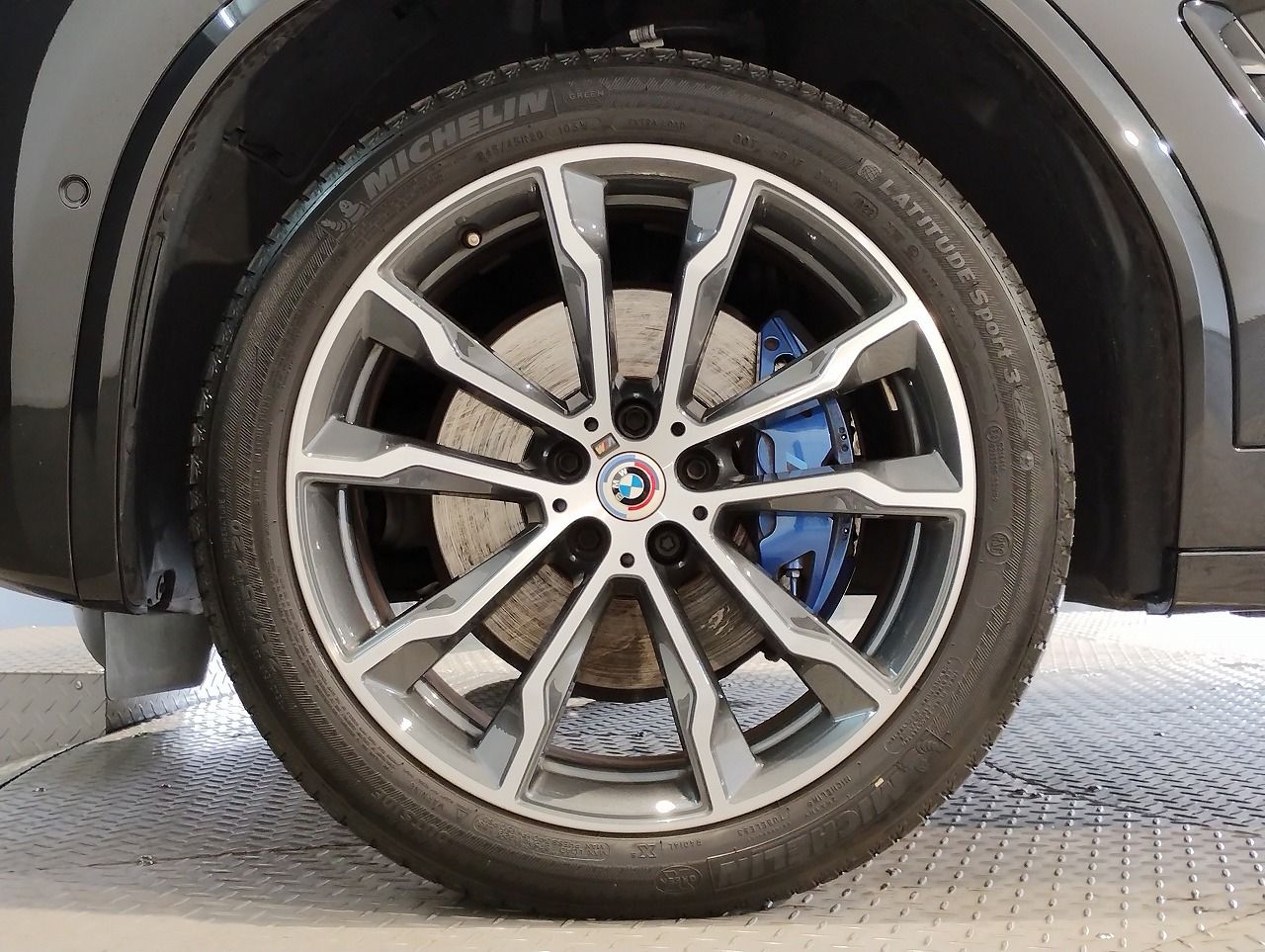 G01 X3 M40i RHD LCI ZA