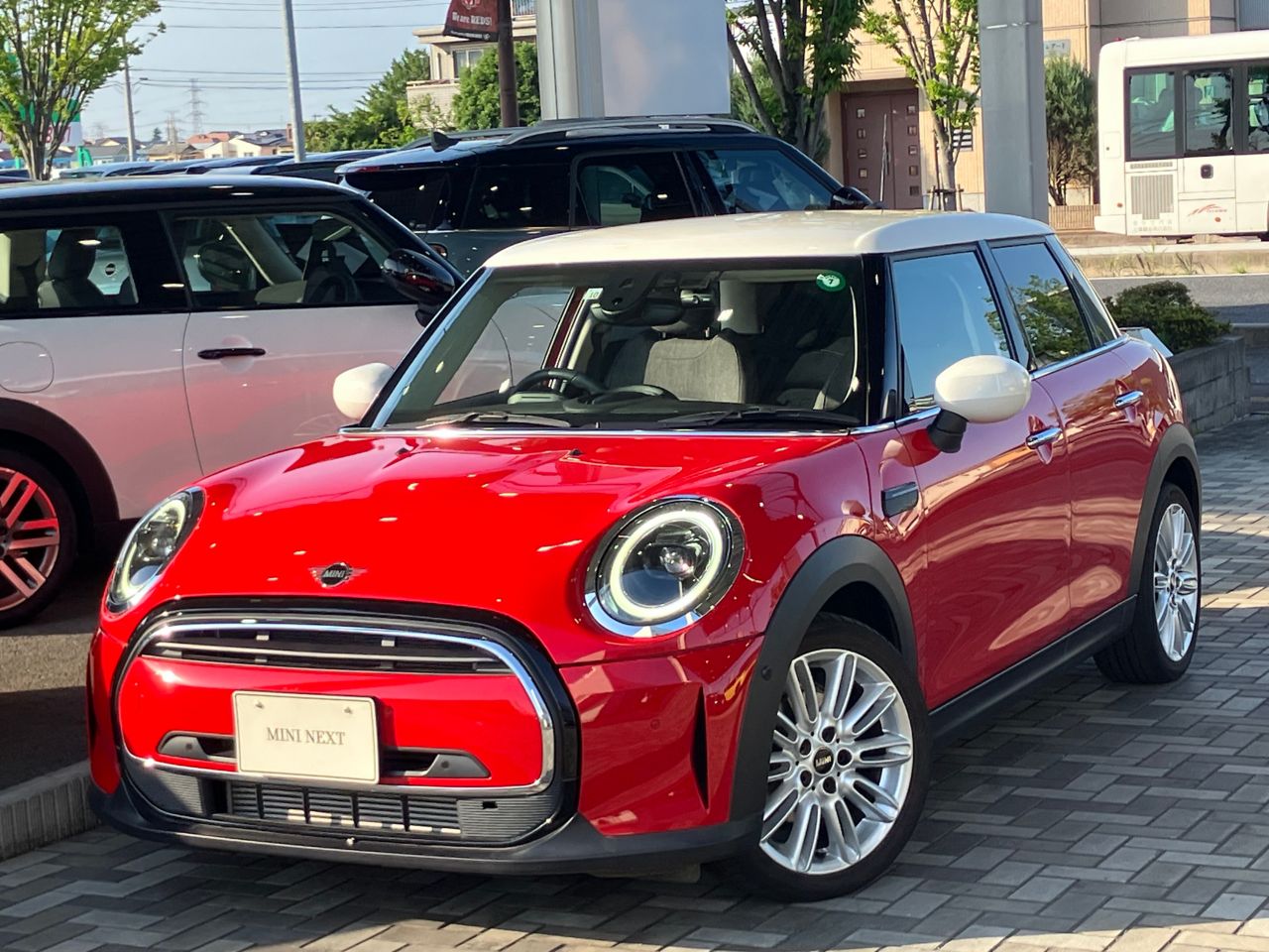 MINI COOPER D 5 DOOR.