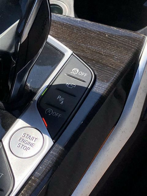 G21 320i RHD