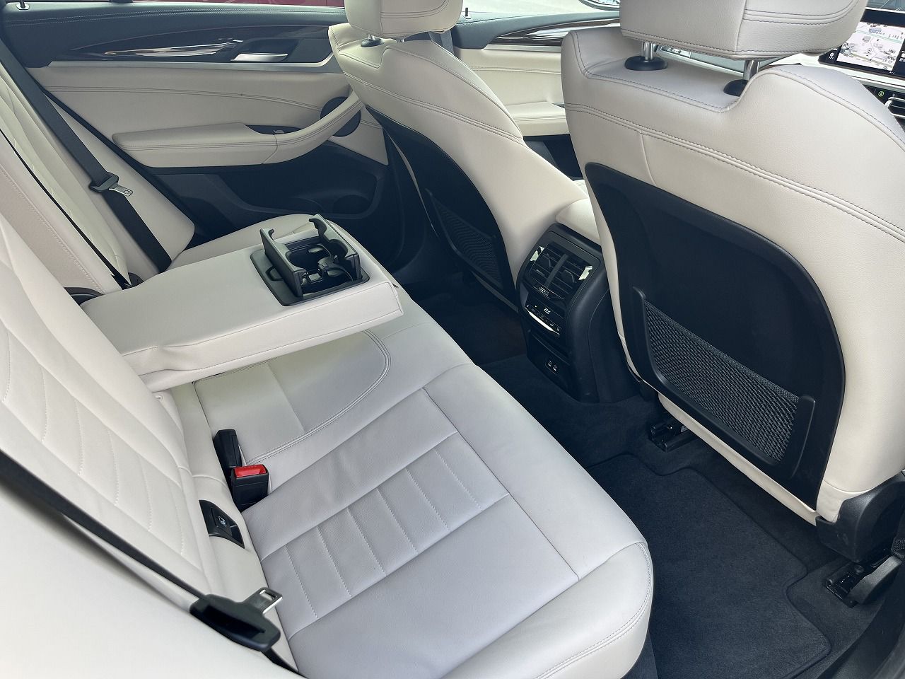 X4 xDrive20d RHD
