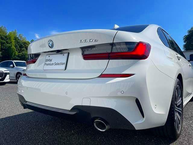 G20 330e Saloon RHD MX