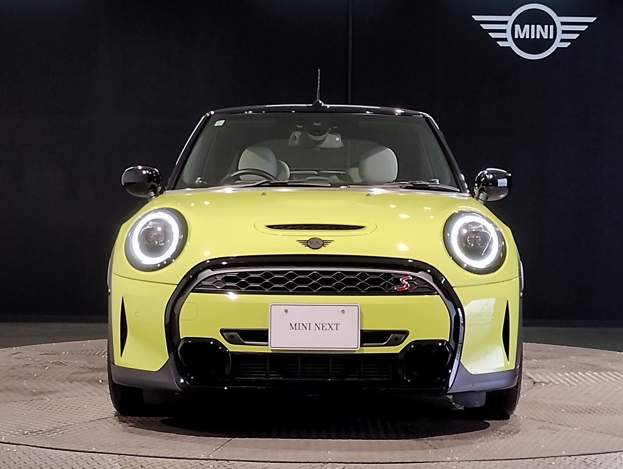 MINI Cooper S Convertible RHD