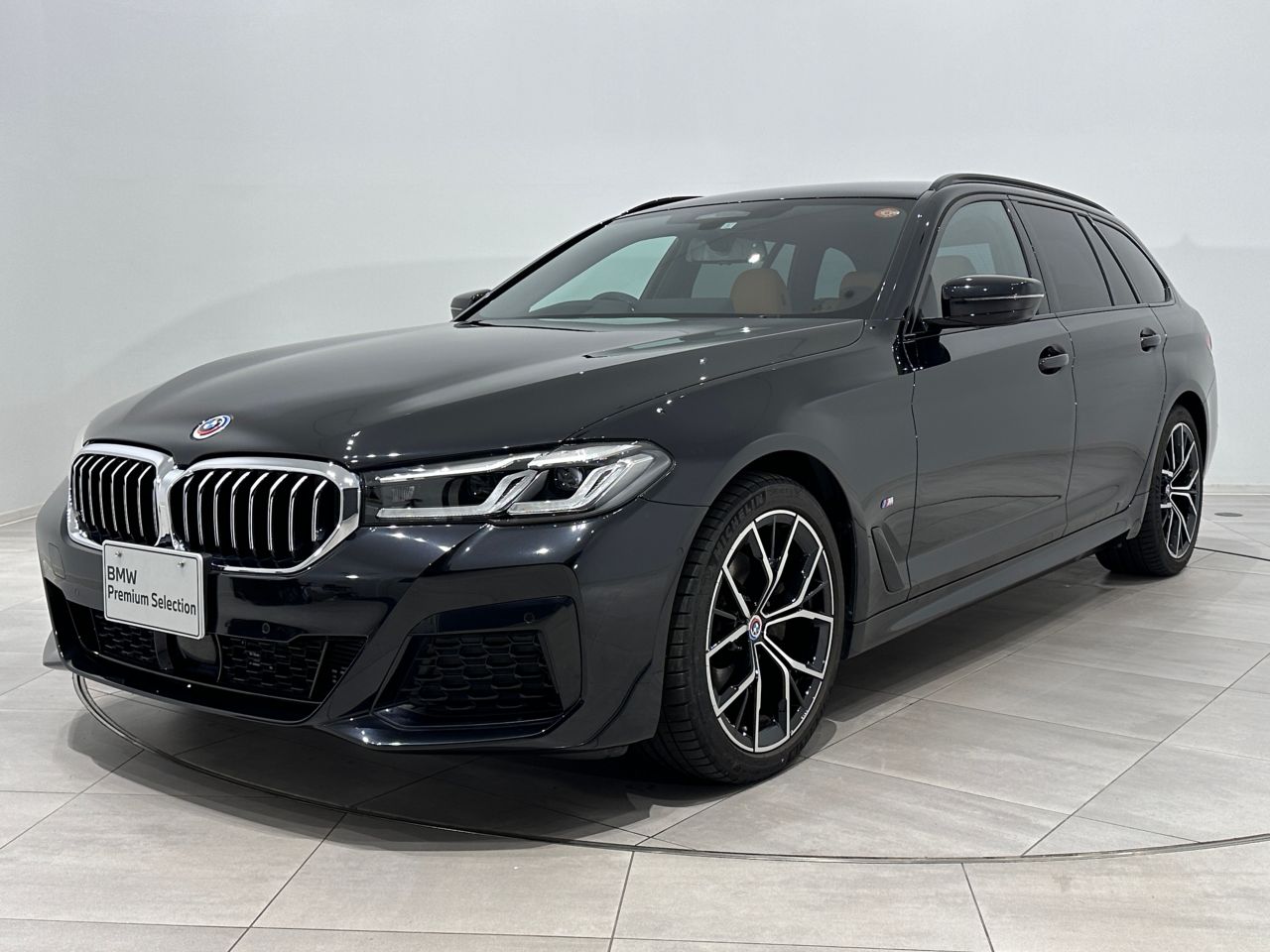 BMW 523d xDrive ツーリング