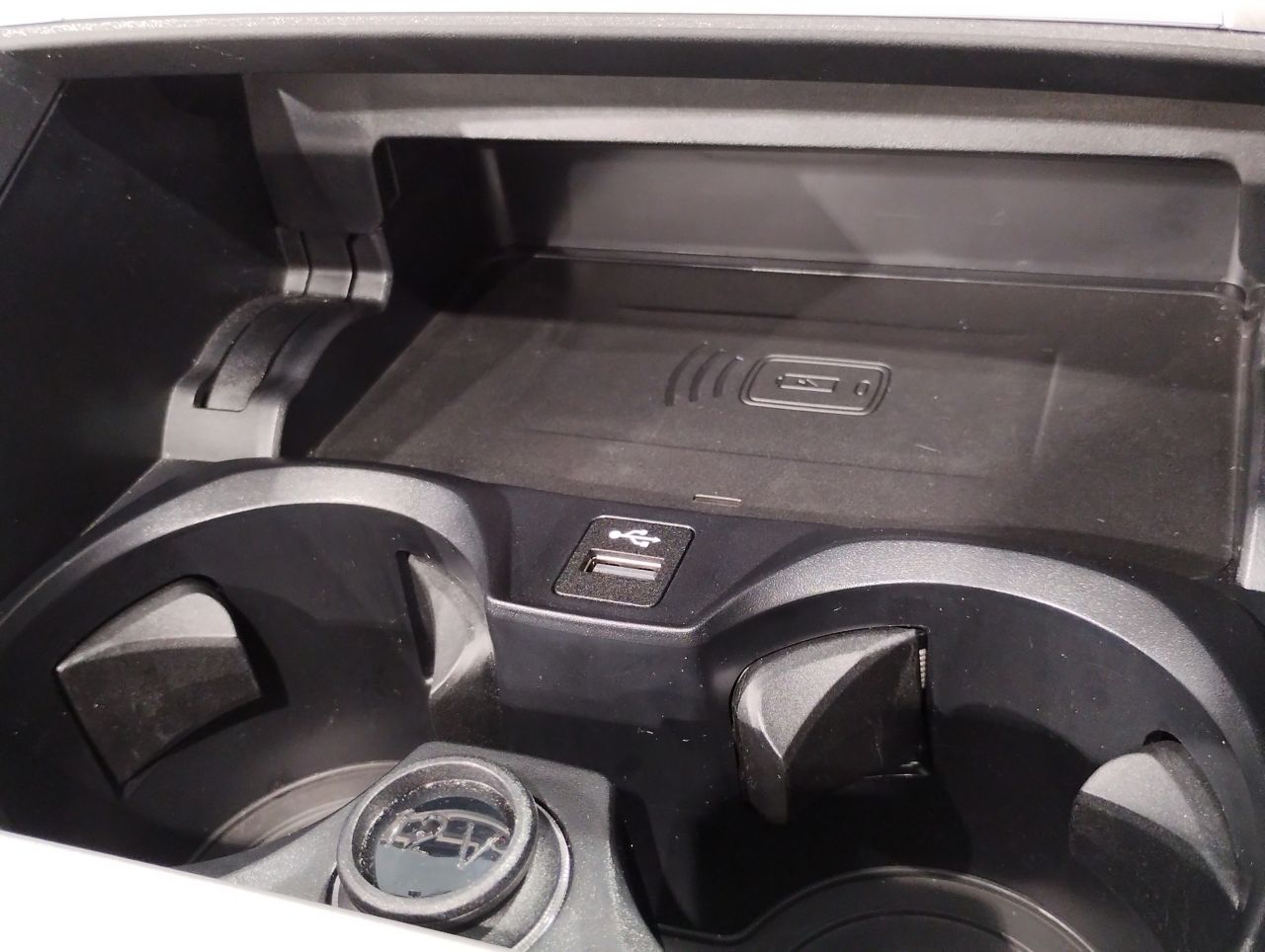 G** 4**i C********** B** 2**i RHD