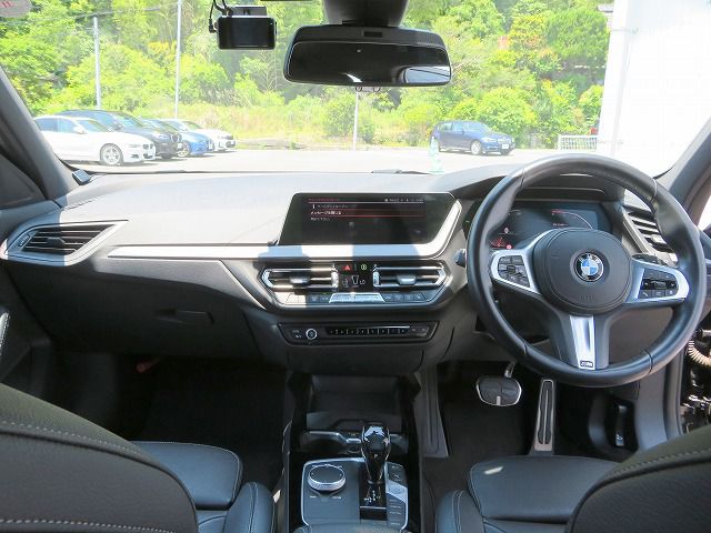 F40 118d Sports Hatch 5-door B47 2.0d