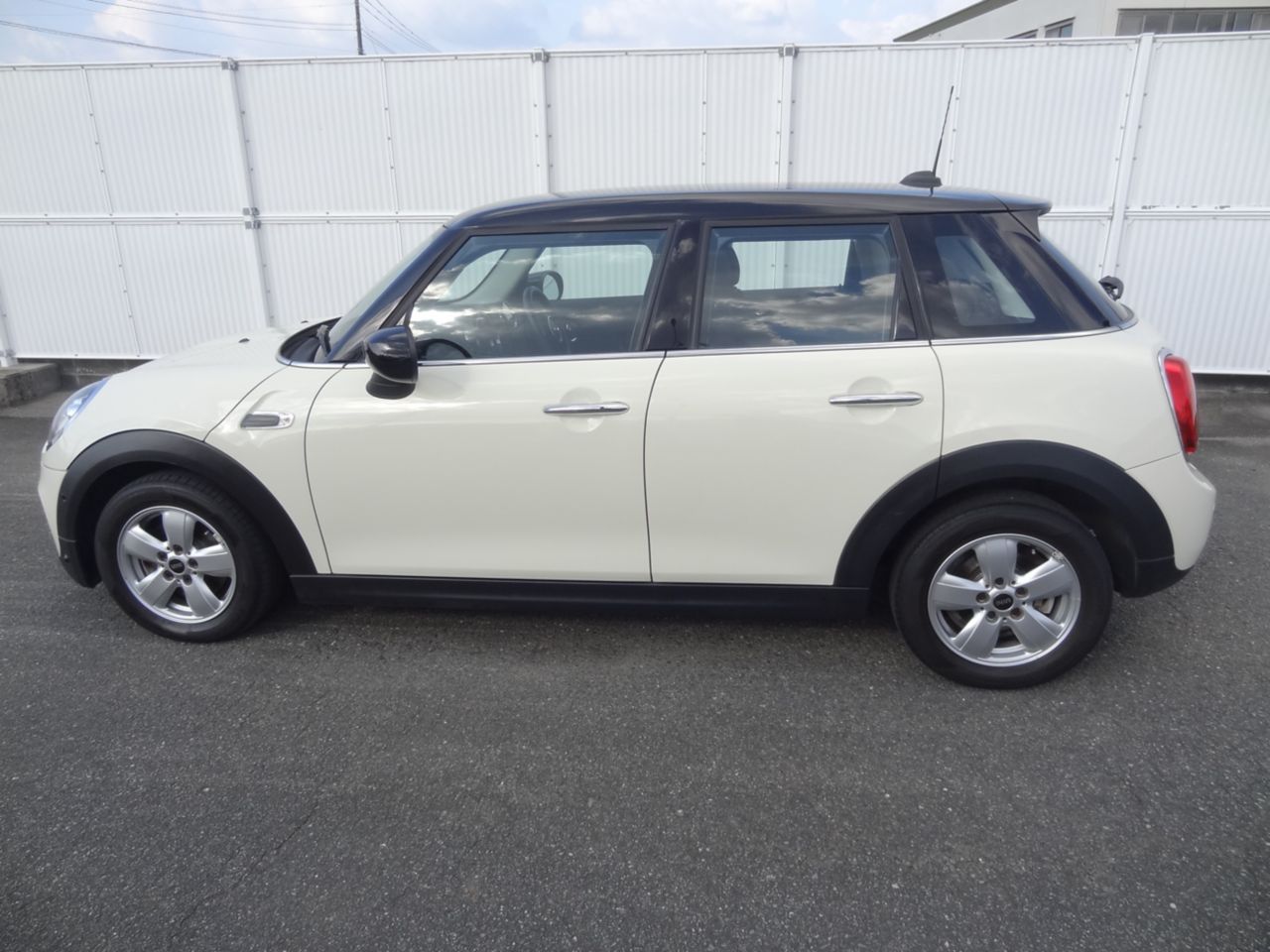 F55 MINI Cooper 5-Door Hatch LCI
