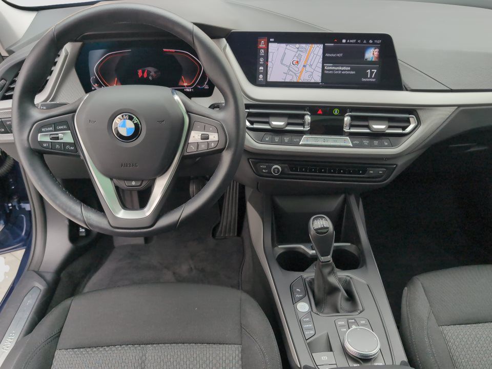 BMW 118