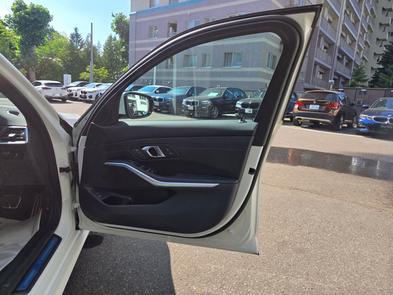 320d xDrive Berline RHD