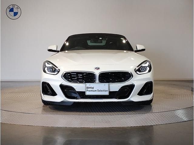 G29 z4 sDrive20i RHD