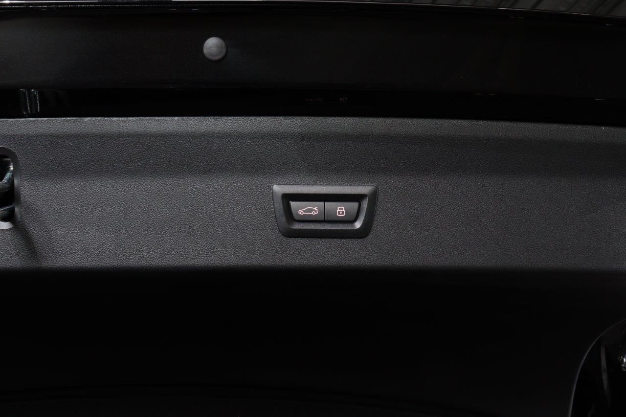 X4 xDrive20d RHD