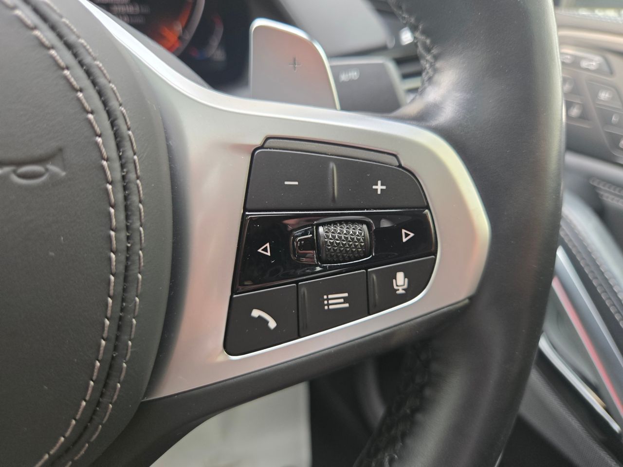 X* xDrive30d RHD