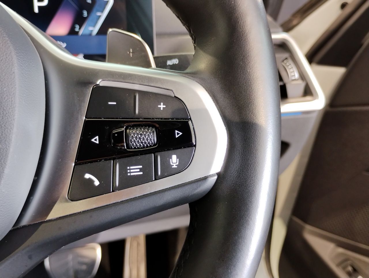 G20 320i Saloon LCI RHD MX