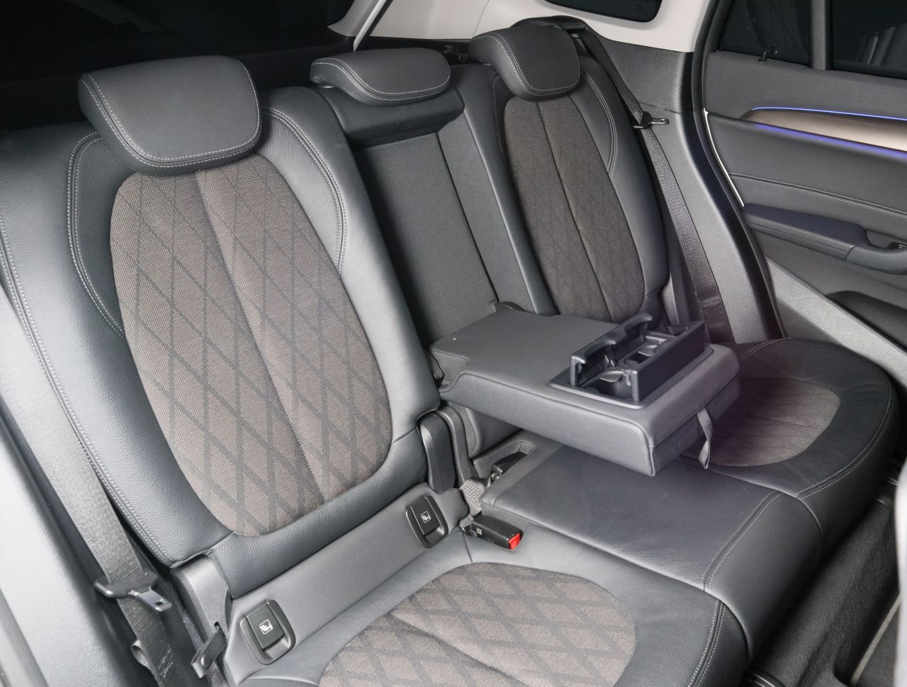 X1 sDrive18i RHD