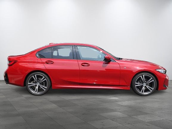 320d xDrive Berline RHD