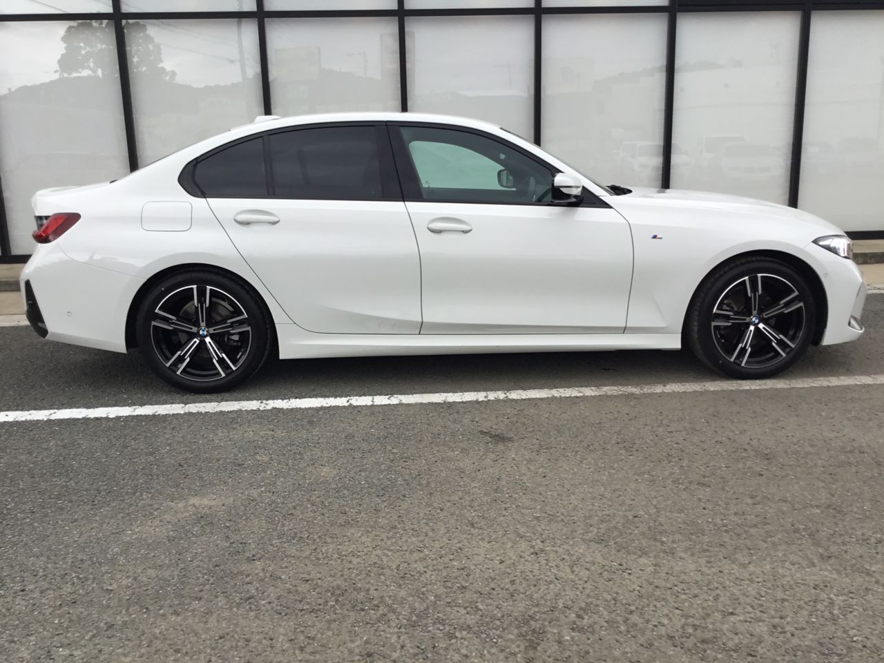 320d xDrive Berline RHD