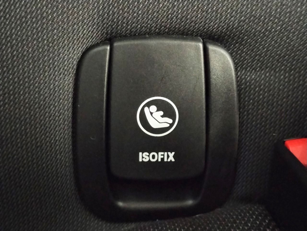 F56 COOPER D (AT)