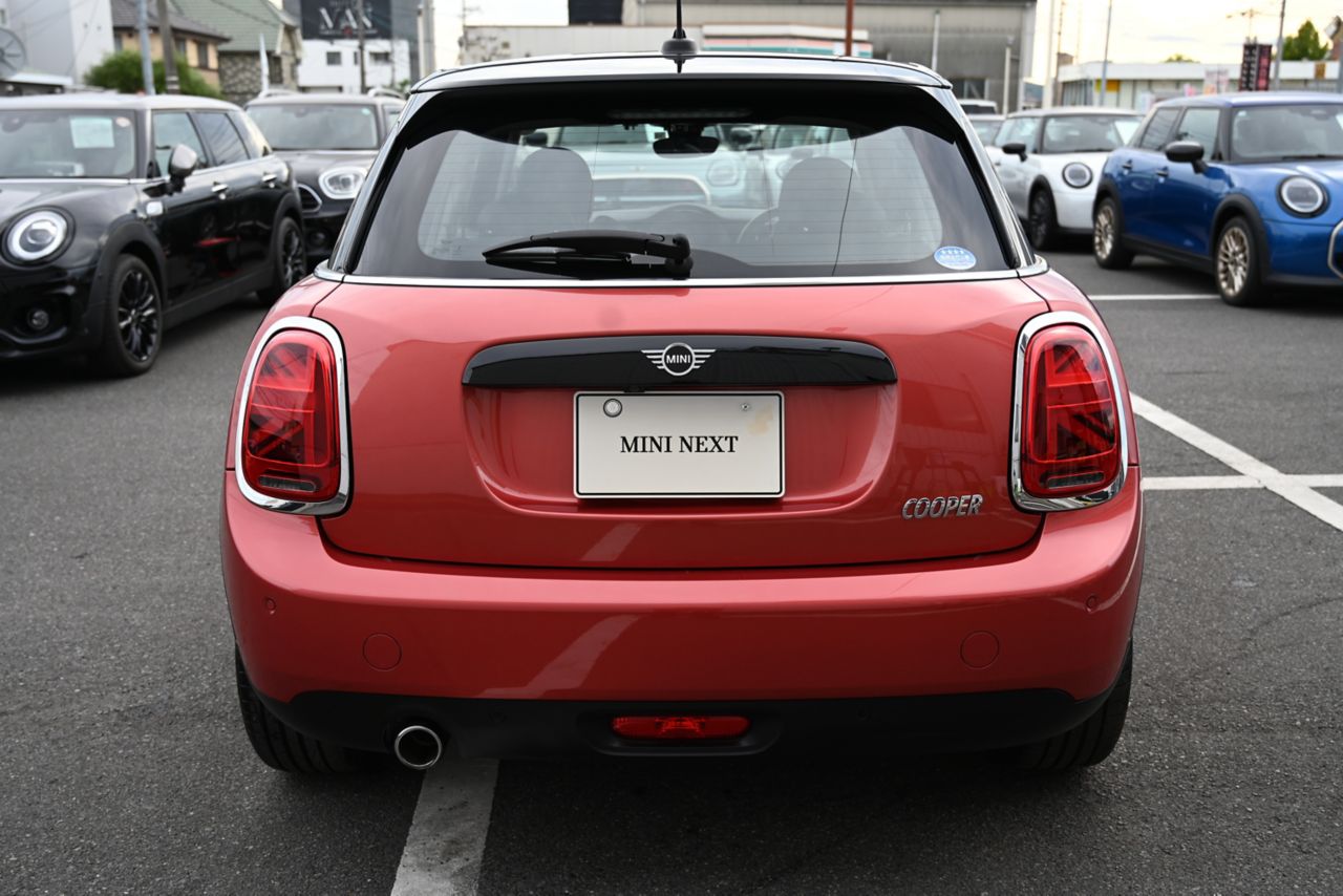 F55 MINI Cooper 5-Door Hatch LCI