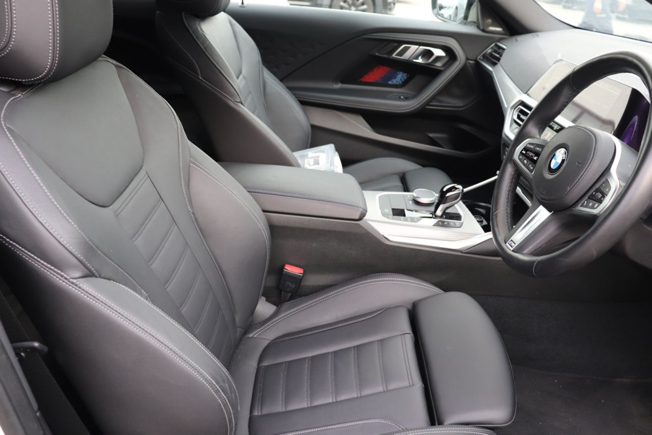 M240i xDrive Coupé RHD