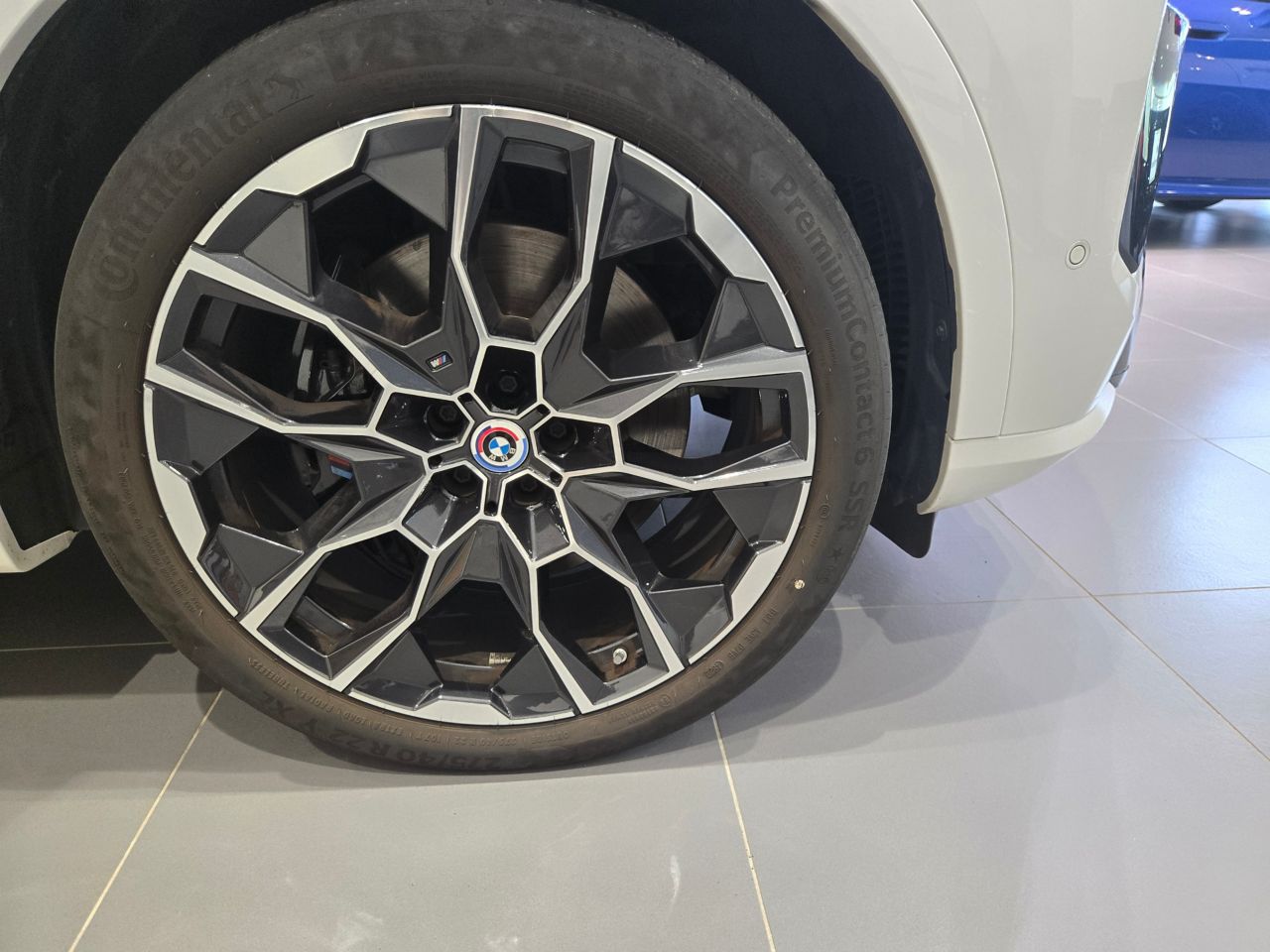 X7 xDrive40d RHD US