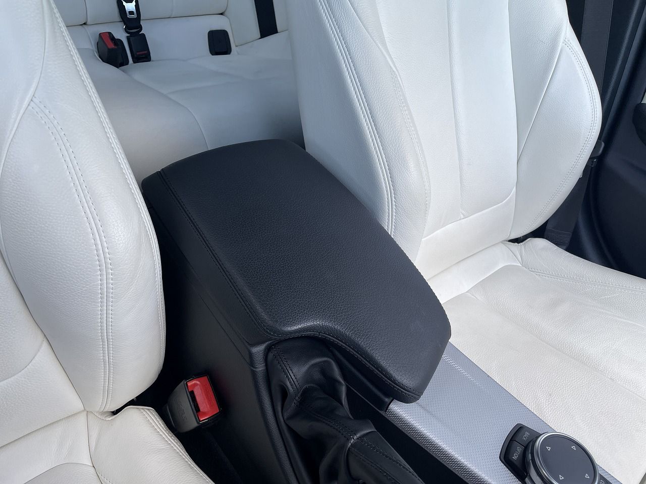 330E IPERFORMANCE SEDAN RHD