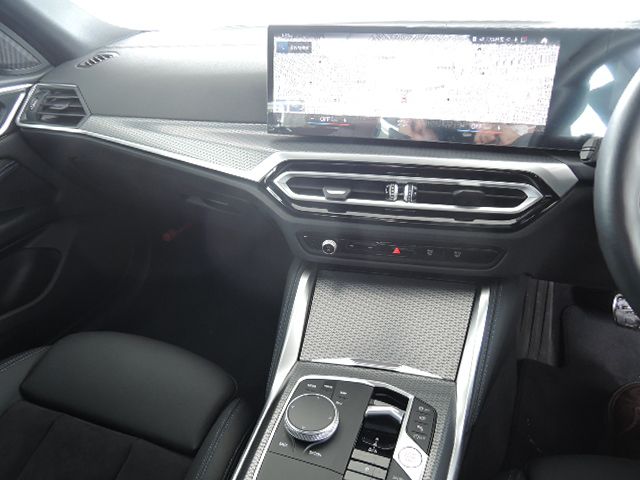 G26 420d xDrive Gran Coupe RHD